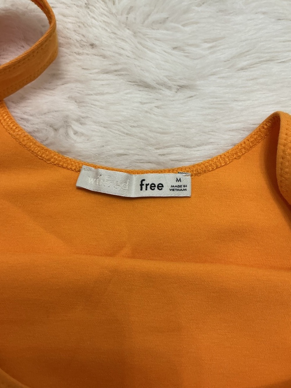 💜 Wilfred Free - Orange Scoop Neck Bodysuit - Picture 2 of 4
